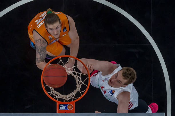 两位女排新 两位女排新