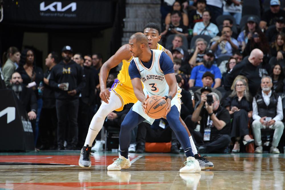 成横扫的球 成横扫的球