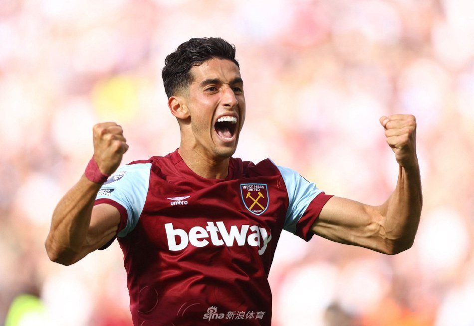 更是球队执 更是球队执